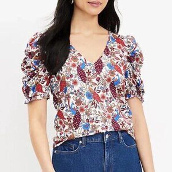 Loft NWT Women's Red Floral V-Neck Ruched Sleeve Blouse Size L - Picture 1 of 10